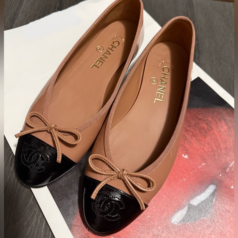 Chanel patent flats